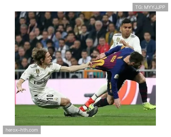 皇马全队力挺维尼修斯,团结一心彰显团队精神