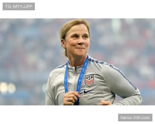 梅根·拉皮诺，球场上女王，私下居然爱买这小众奢侈品？