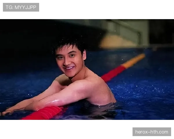 田亮带娃逛超市，奥运冠军拎购物袋的样子比跳水还稳